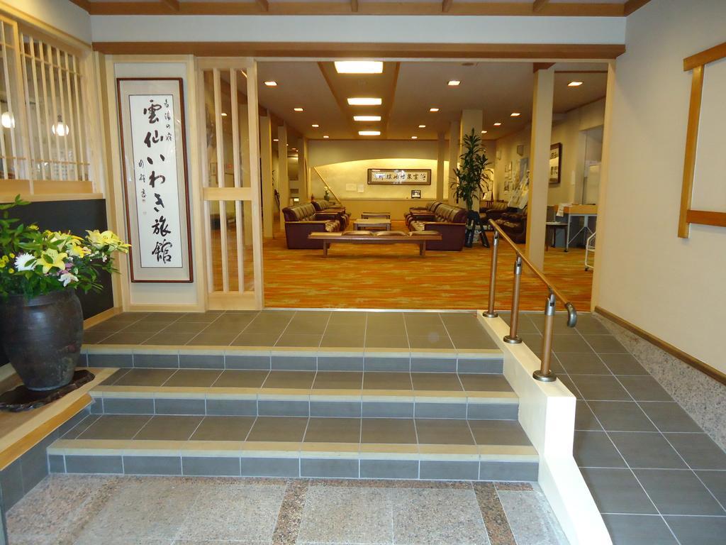 Unzen Iwaki Ryokan Hotel ภายนอก รูปภาพ