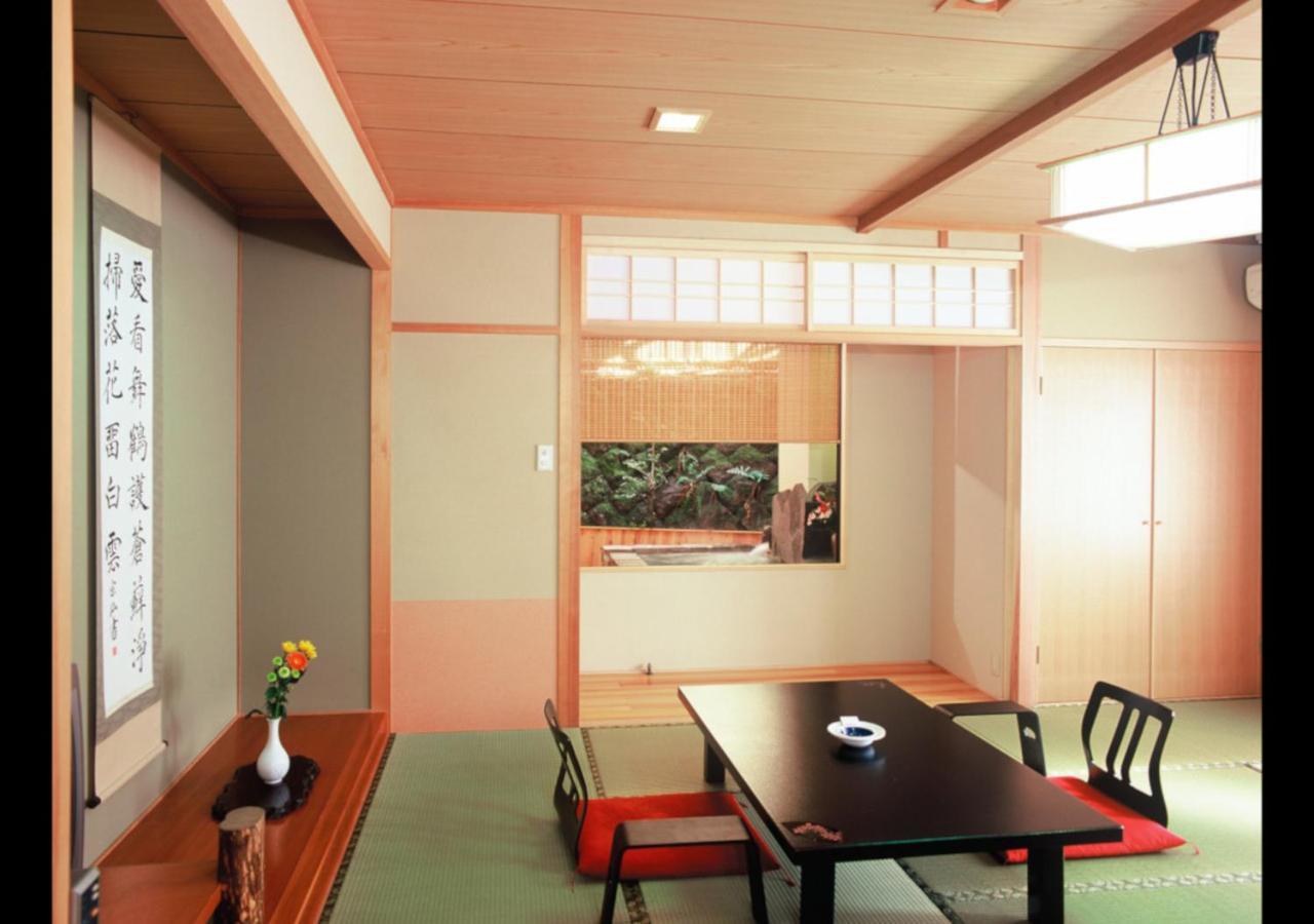 Unzen Iwaki Ryokan Hotel ภายนอก รูปภาพ